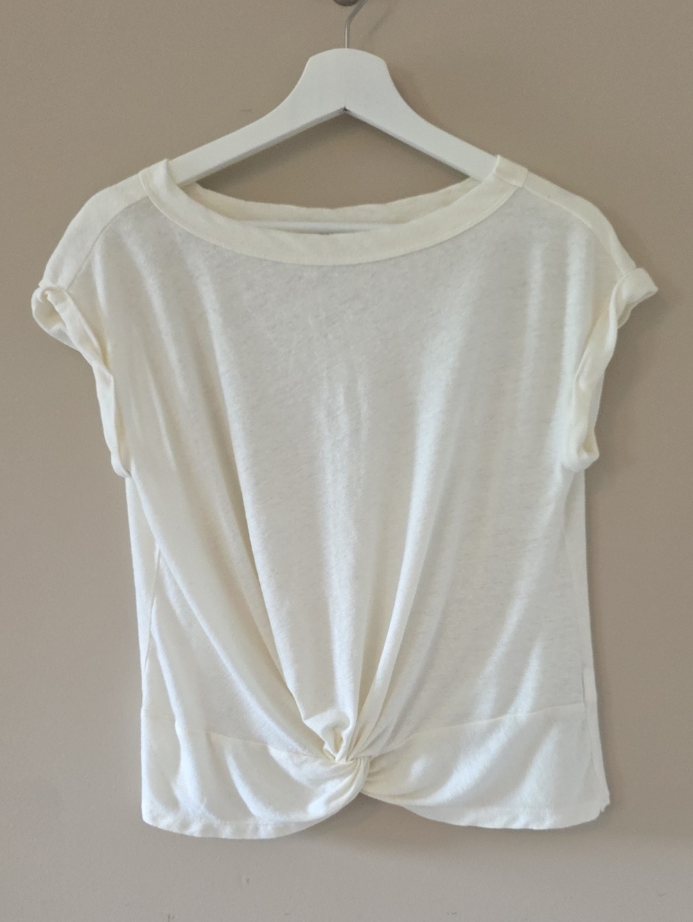 Liverpool Cream Short Sleeve Twist-Knot Tee